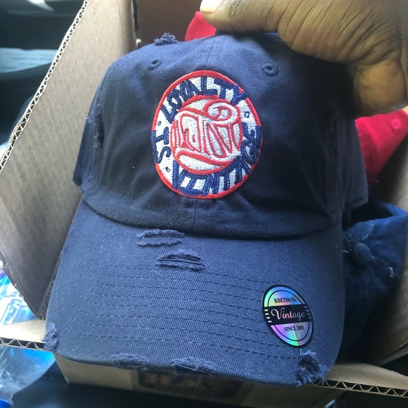 My new clothing brand “loyalty is vintage” - Picture 3 of 6